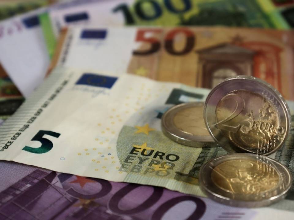 ADERAREA LA ZONA EURO